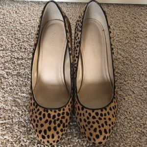 BANANA REPUBLIC leopard wedges